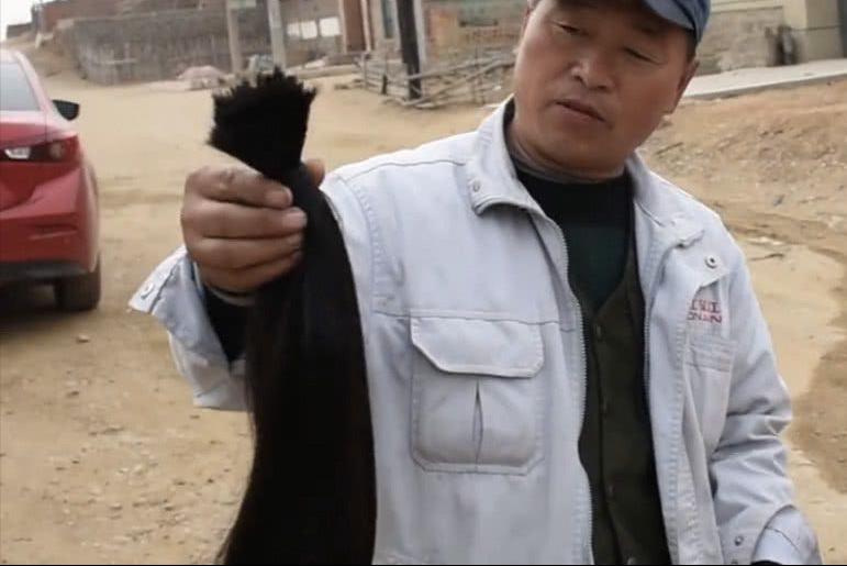 农村小伙负债20万，创业“收头发”，三个月赚了50万