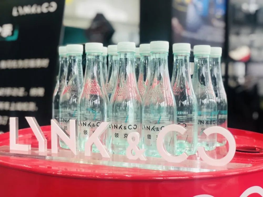 年中狂欢燃情high购 (燃情high购年中狂欢)