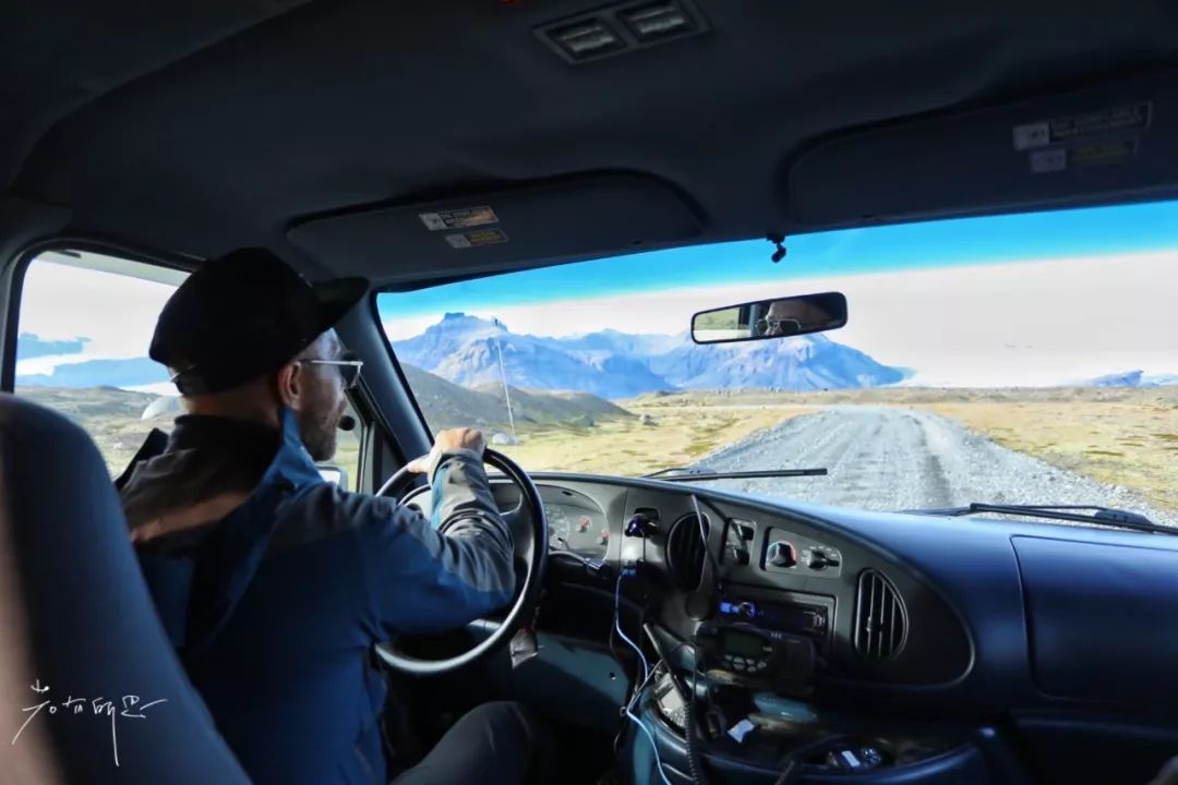 冰岛自驾追寻刺激与极光之旅,冰岛之旅突生波折