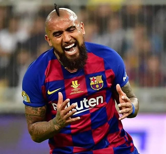 防守狂魔！狂追50米回防抢断，整个巴萨只有他才能做到，不能走