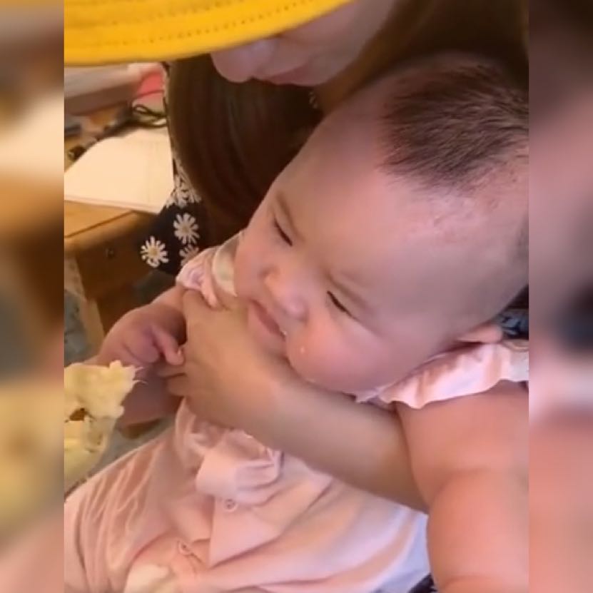 盘点那些第一次吃榴莲的萌娃,萌娃第一次吃榴莲表情变化太搞笑