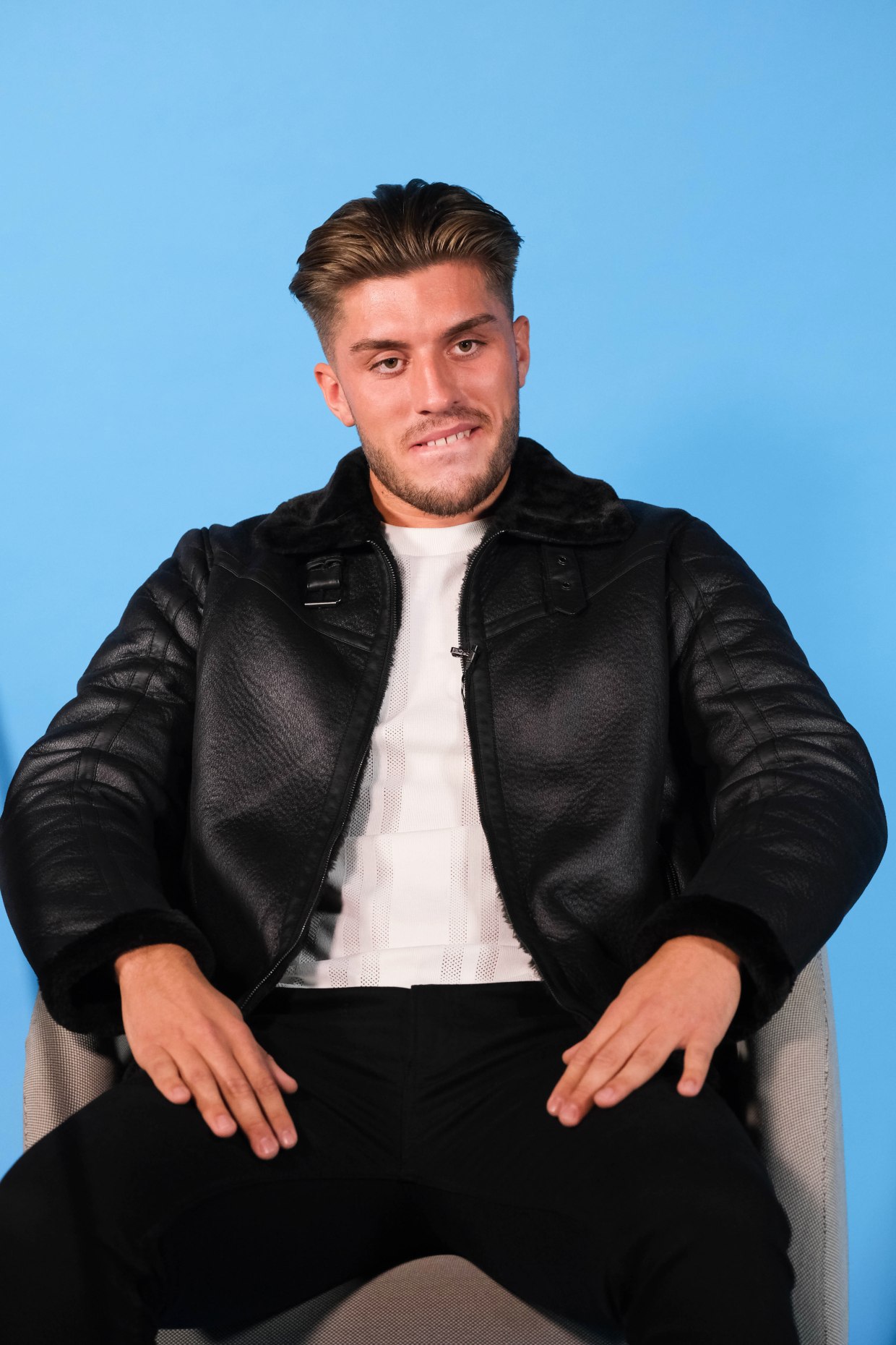 以为傍上富婆，反被当成免费劳动力｜小男友为报复，爆料女星隐私