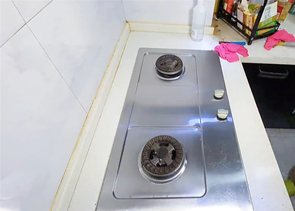 郑州租房的一家人,郑州出租屋搬走租客需要打扫吗