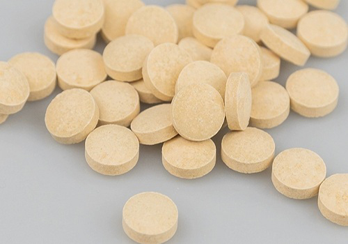 新手养宠：狗狗犬不吃饭怎么办？狗狗的饲养手册