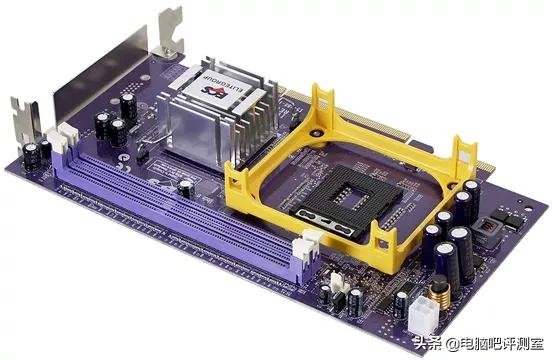 各种造型怪异的机箱,长得奇怪的电脑机箱