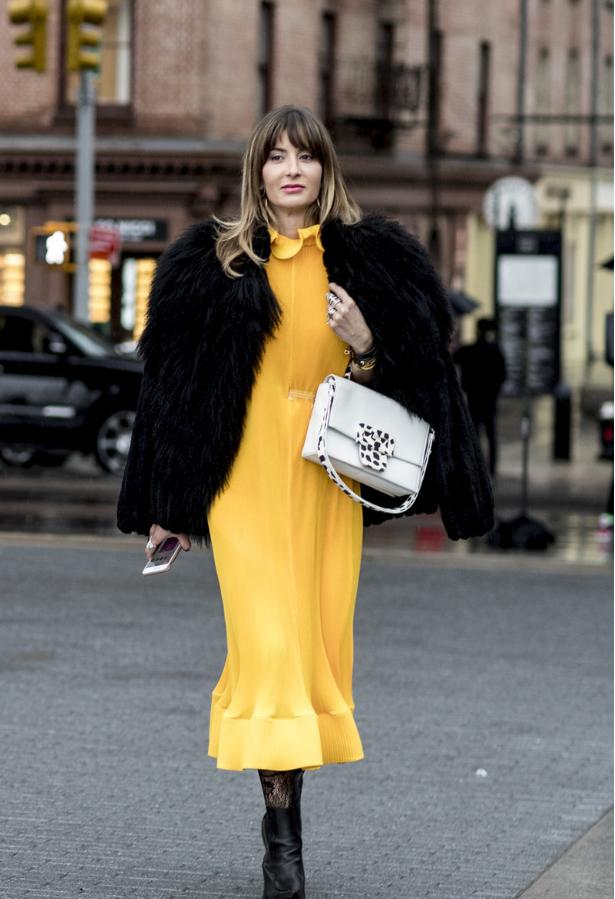 皮草大衣怎么搭配洋气短款,皮草大衣高级穿搭