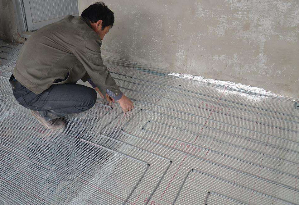 燃气地暖和用电地暖哪个更便宜,电地暖和水地暖哪个费用省