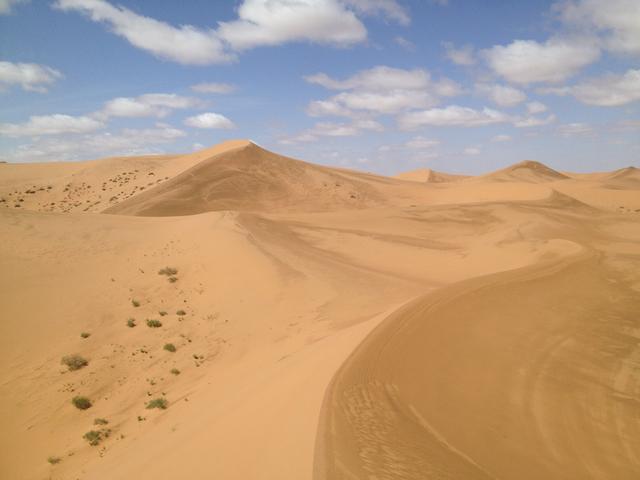 腾格里沙漠五虎穿越,腾格里沙漠春节能去吗
