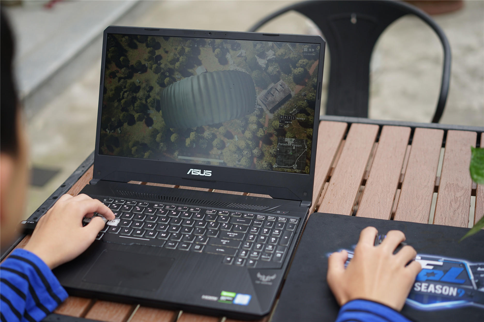 游戏笔记本推荐华硕飞行堡垒7代,华硕飞行堡垒7金属电竞版评测