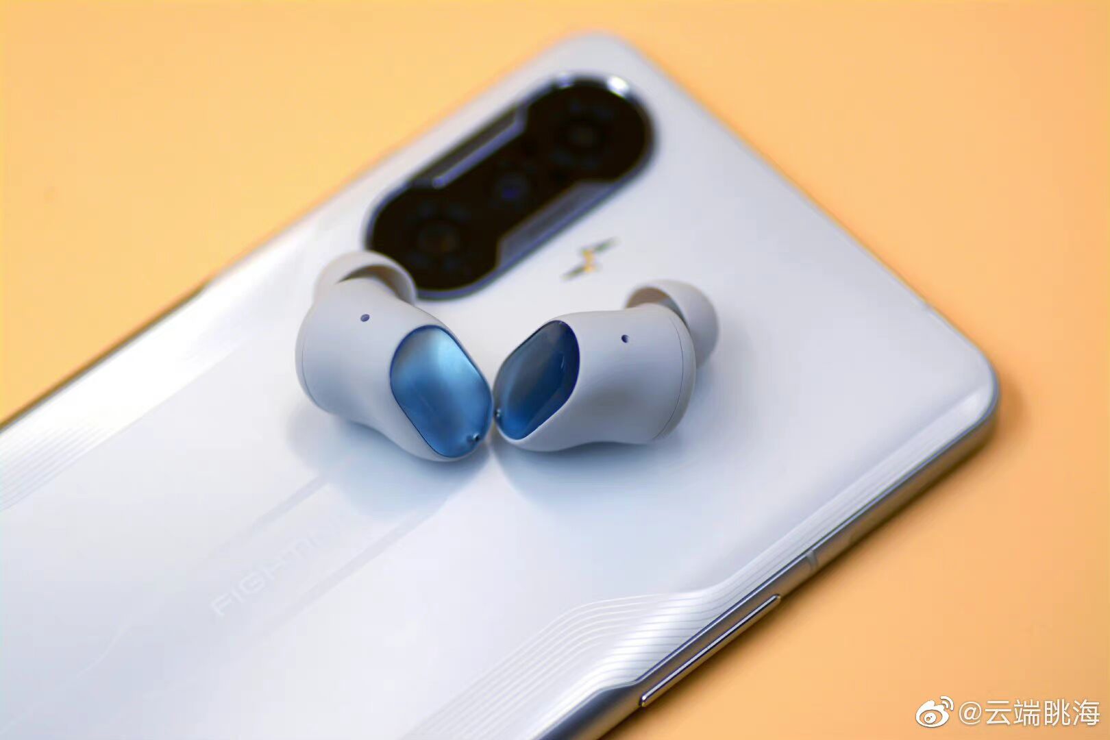 头戴式降噪蓝牙耳机推荐500元,500元降噪蓝牙耳机推荐