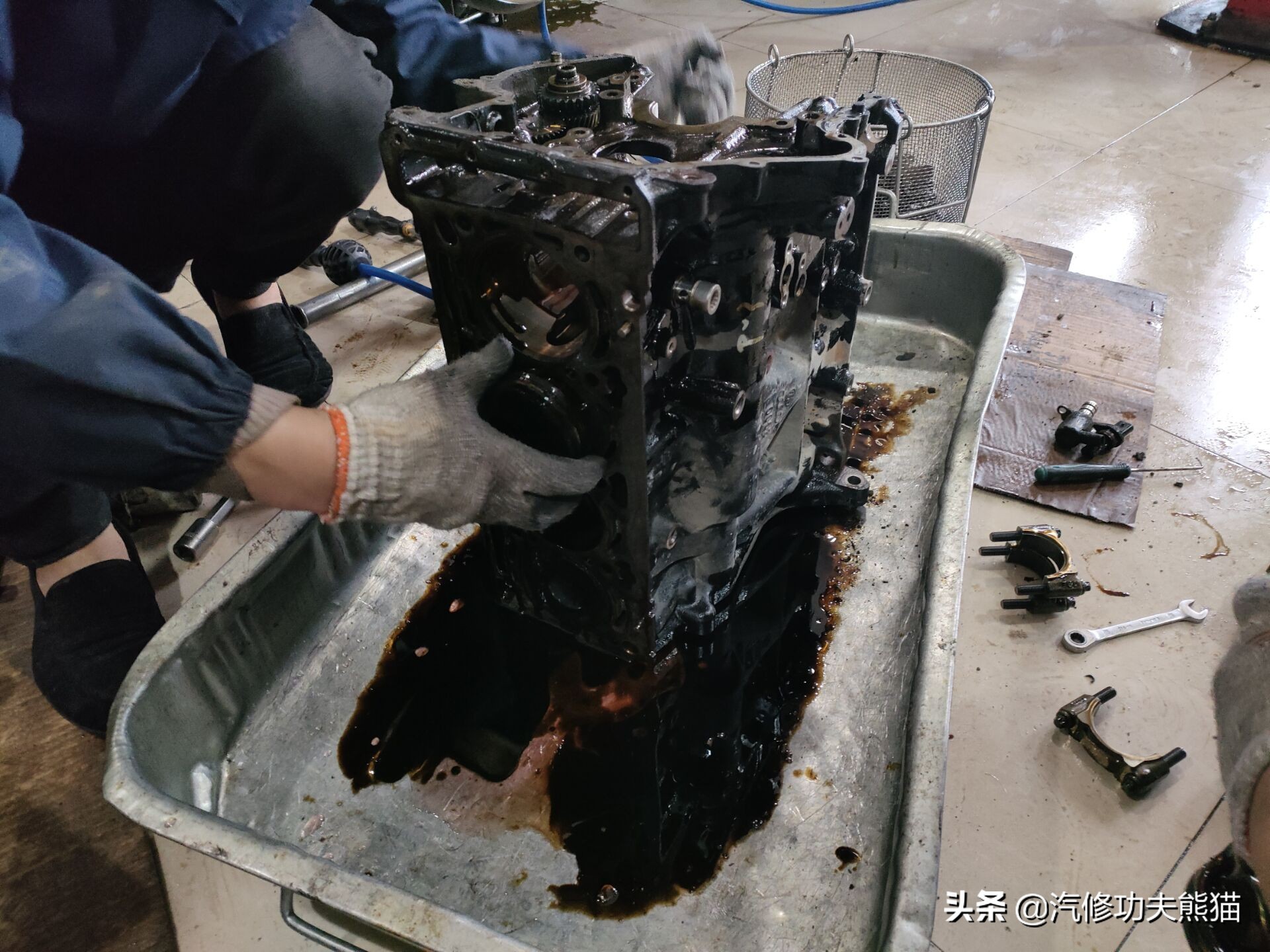 奥迪q5ea888烧机油解决方法,奥迪Q5烧机油有什么办法