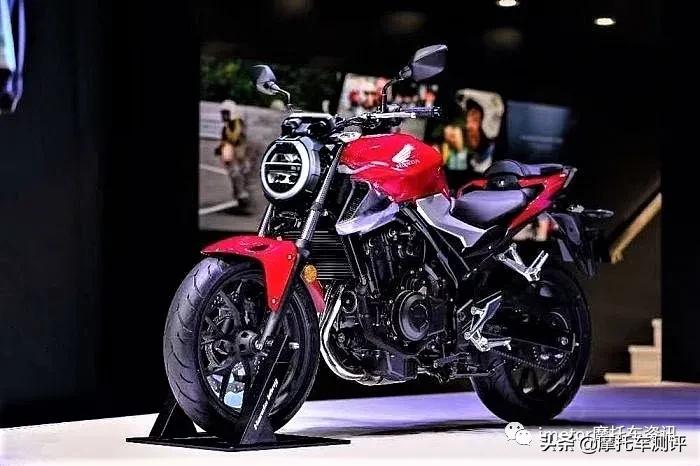 官方正品玉米收割机4排,四款收割机