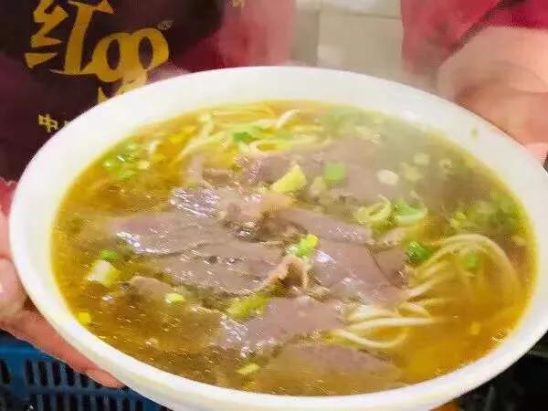 宁波哪里有吃正宗牛肉面的地方,宁波顶流商圈