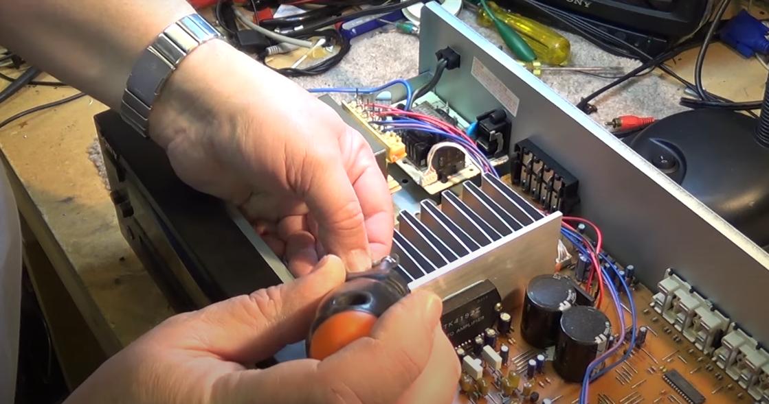 SONYSTRAV570功放机,拆解维修,采用STK4192II厚膜功率放大