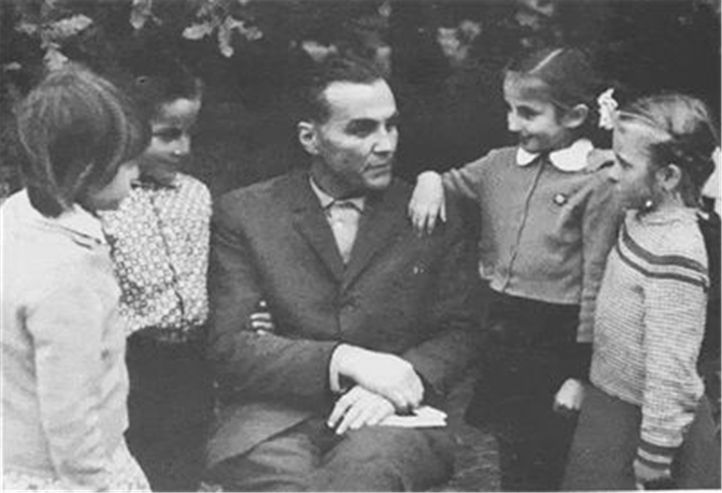 苏霍姆林斯基真正的教育,苏霍姆林斯基是教育家吗