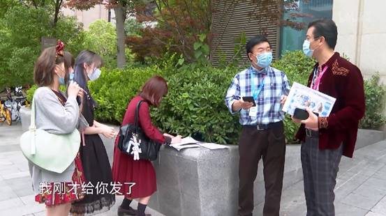 蔡明花样实习生收官,吕良伟蔡明花样实习生