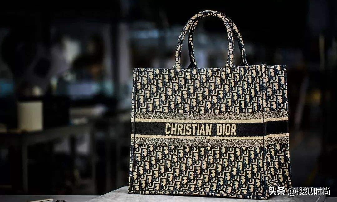 yeezy高仿天花板,yeezy顶级复刻版和真品区别