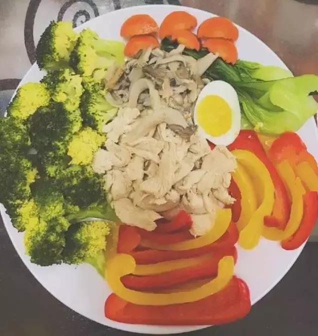 减肥的人为什么不能多吃盐,为什么有人减肥不吃盐