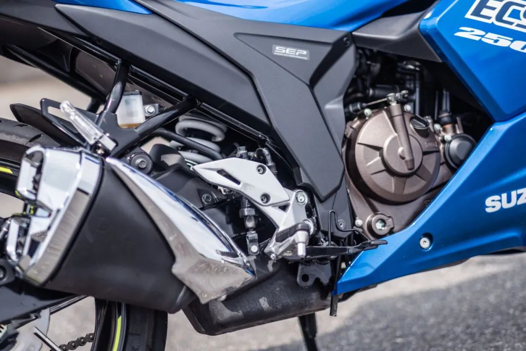 2020款全新铃木gixxer250sf,铃木gixxer250-sf