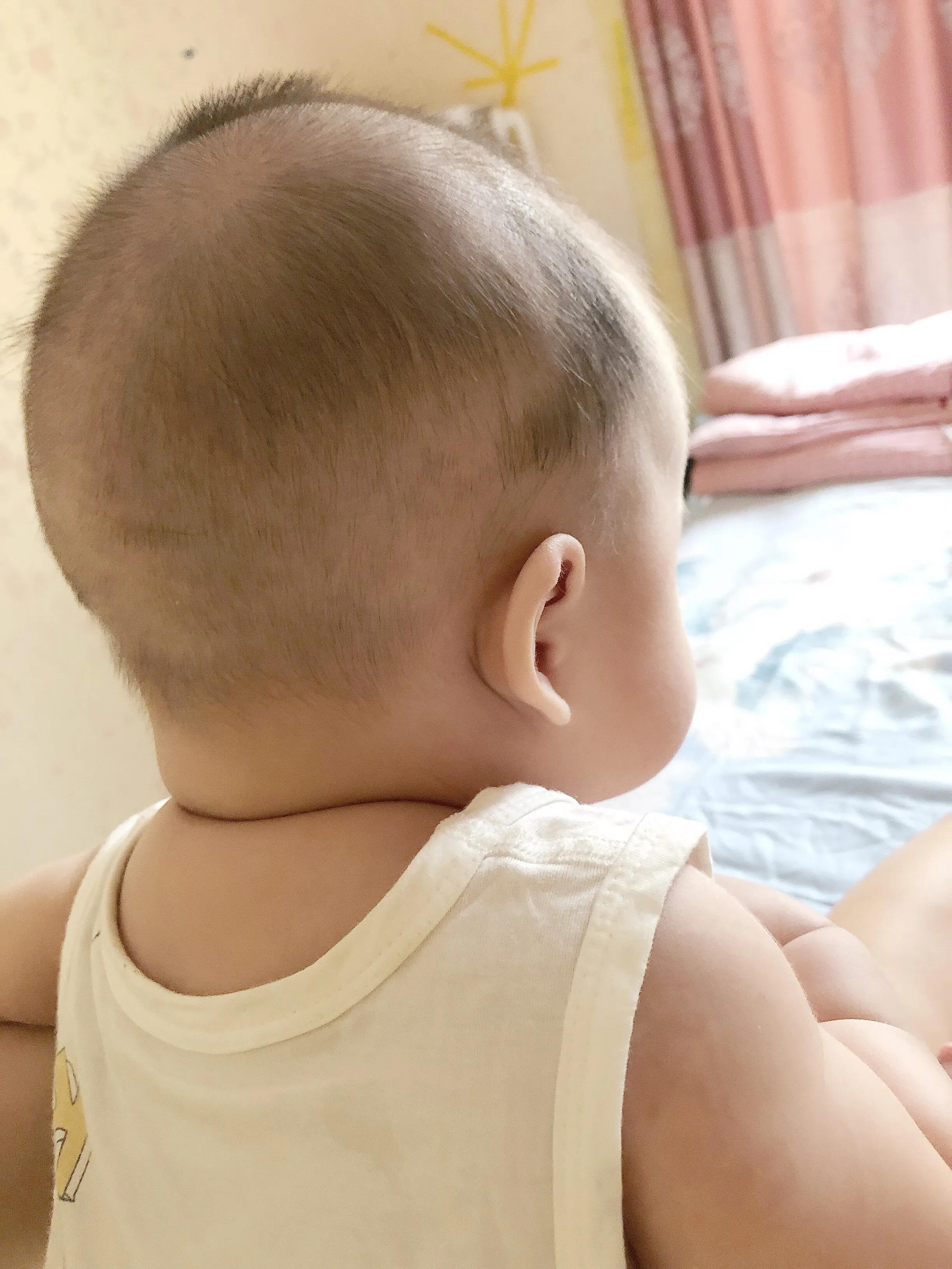 花王纸尿裤和帮宝适哪个好用,好奇花王帮宝适纸尿裤哪个好用