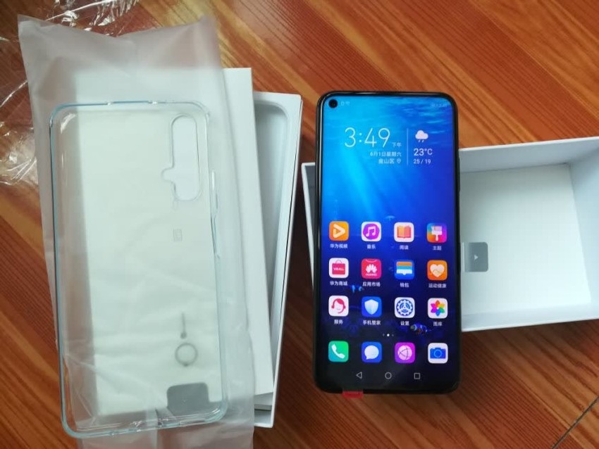 鸿蒙系统加麒麟985等于骁龙多少,麒麟芯片和鸿蒙系统完美结合