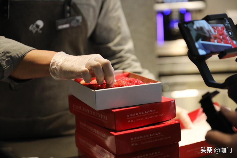 茶颜悦色遭质疑,被冤枉的奶茶