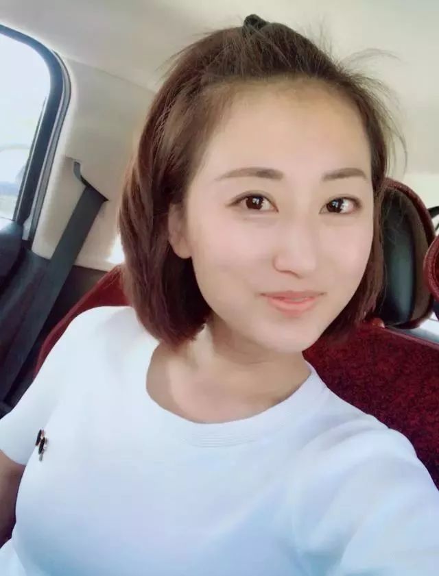 90后美女白领“逃离”大城市回乡创业，用秸秆作画年收入过百万