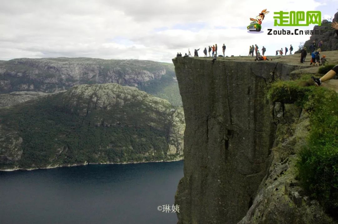 女教师3年游20国,六十岁的女人一个人穷游中国