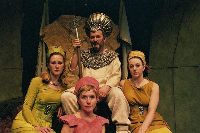 莎士比亚坎坷经历,莎士比亚评价和成就