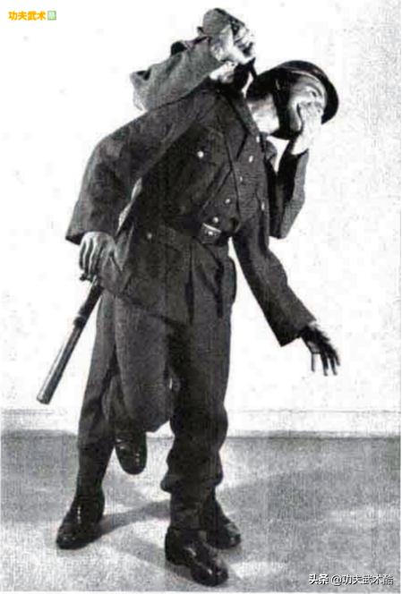 二战德军格斗教程，真正的战场搏杀术，只是用于防身就太狠了
