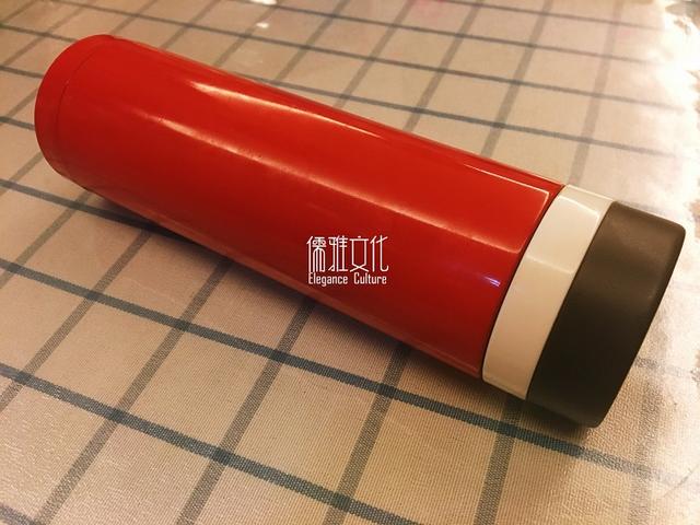 「EDC」突击翻包身边人，一个二线城市典型小白领的EDC