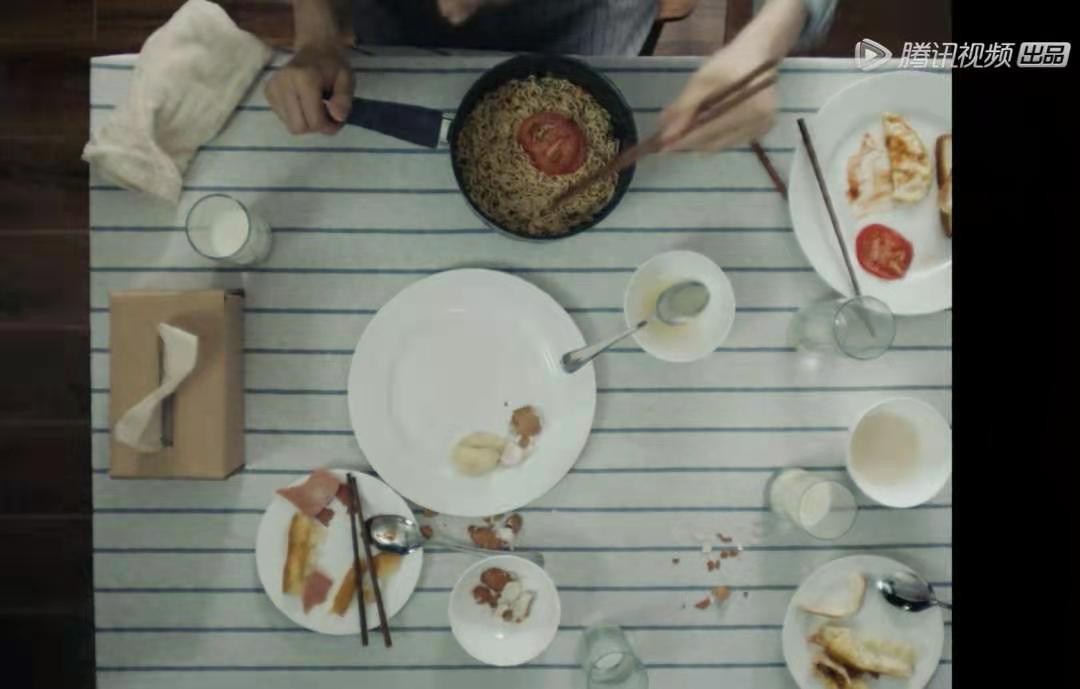 「三胎」政策放开，评论区1000句脏话：生孩子前，没人告诉我这些