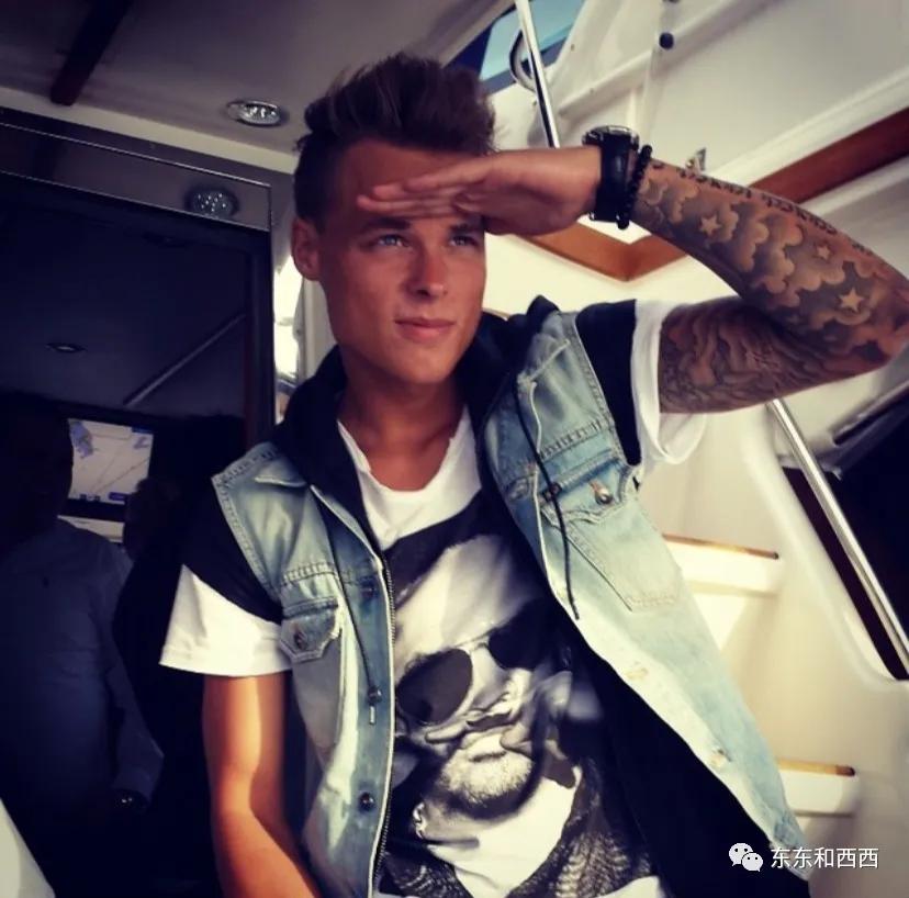 赌王何鸿燊的帅气照片,赌王何鸿燊年轻照帅