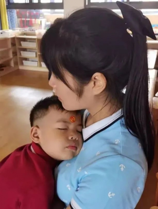 感恩有你有爱相伴,感恩有你留下美好回忆