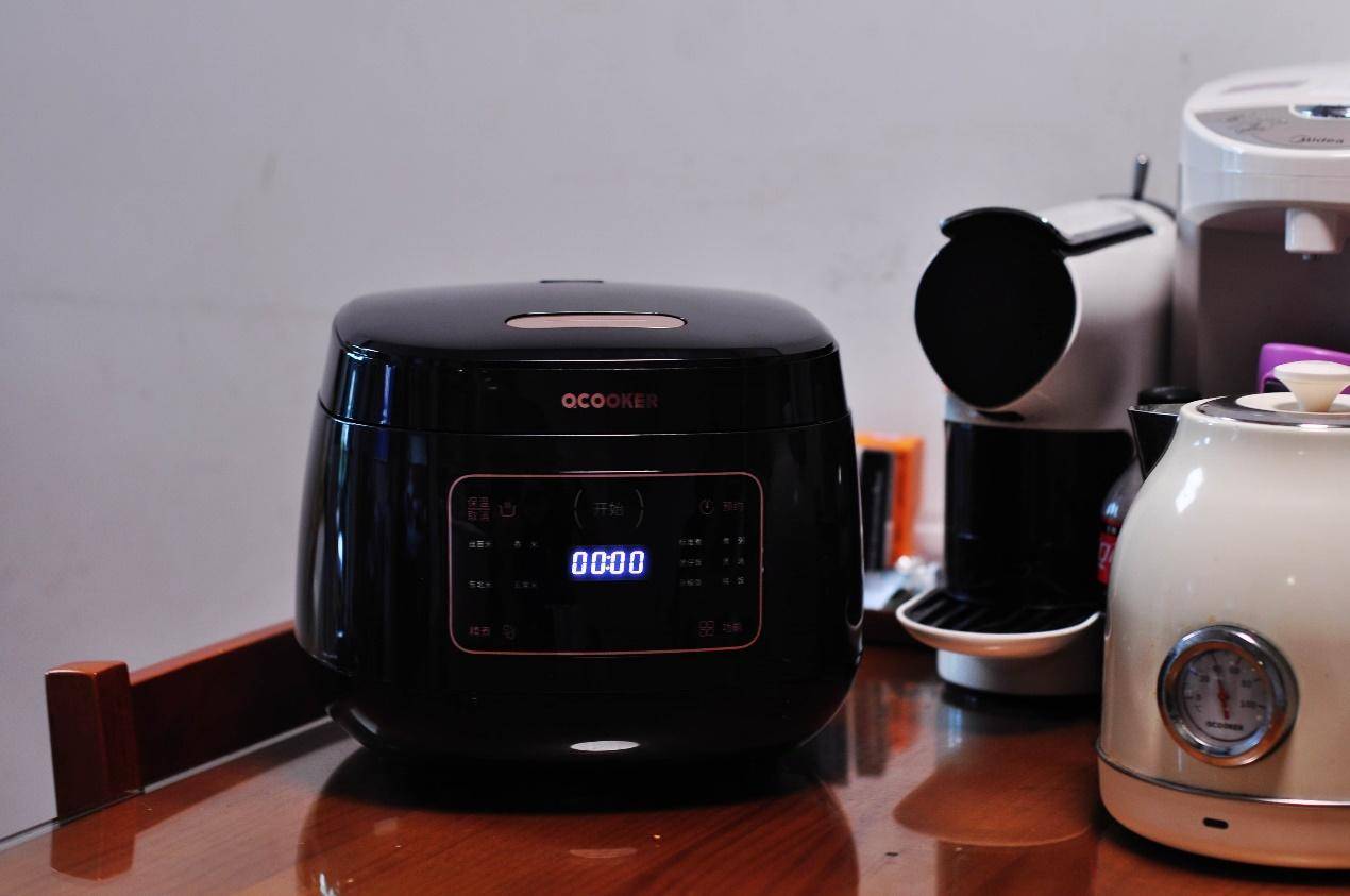 蔗浆菰米饭，蒟酱露葵羹。膳美师IH水光米饭压力电饭煲