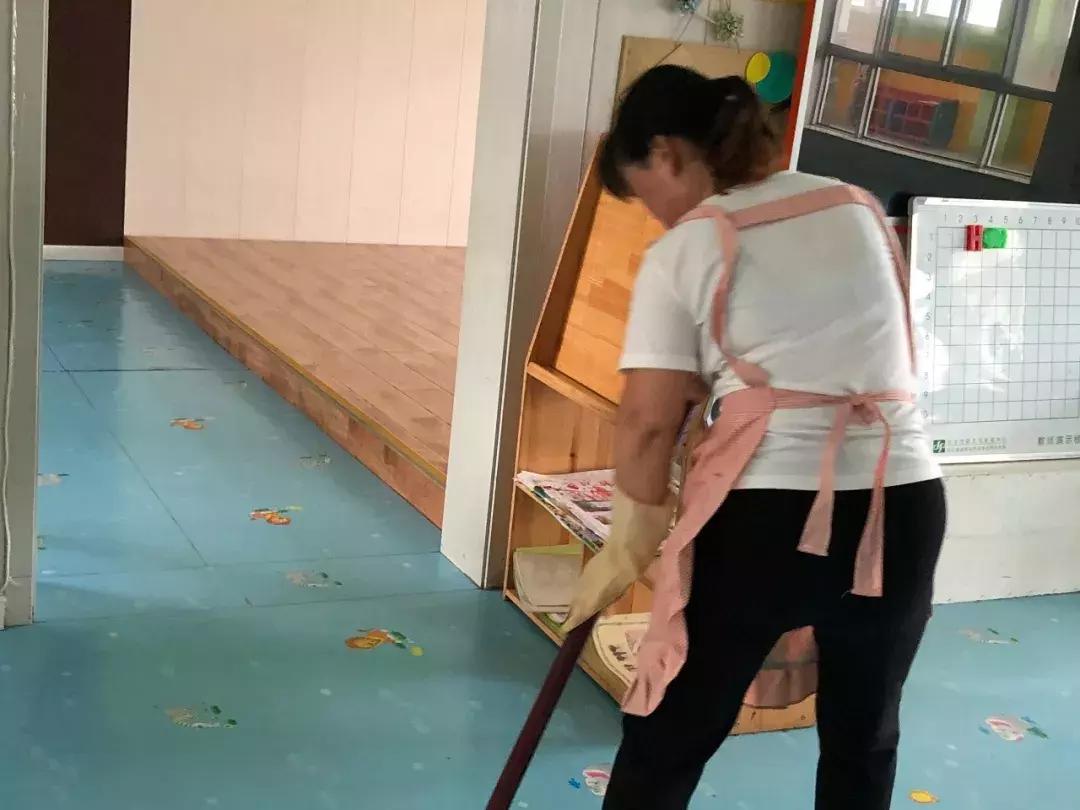 师爱如蜜，用心铺开童话之路，格林童话幼儿园喜迎开学季