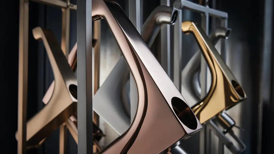 只花100块买的花洒，比依萍借钱那天的雨还大