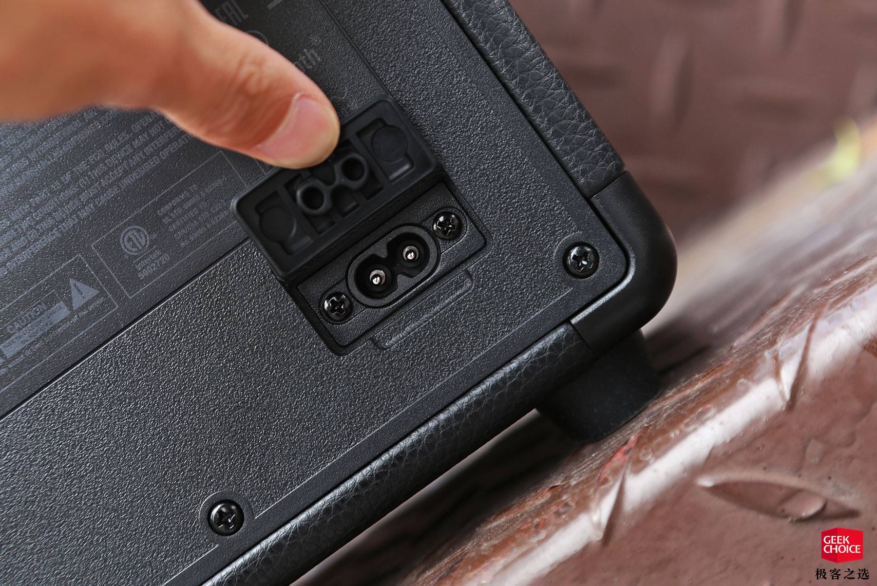 marshalltufton户外声音大么,marshalltufton和战神怎么选