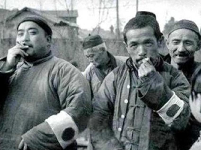 二战日军投降内幕,日本抗战期间抢了多少文物