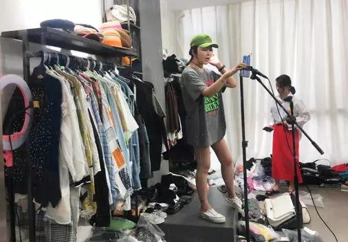 杭州四季青批发女装直播,杭州四季青女装三线批发直播