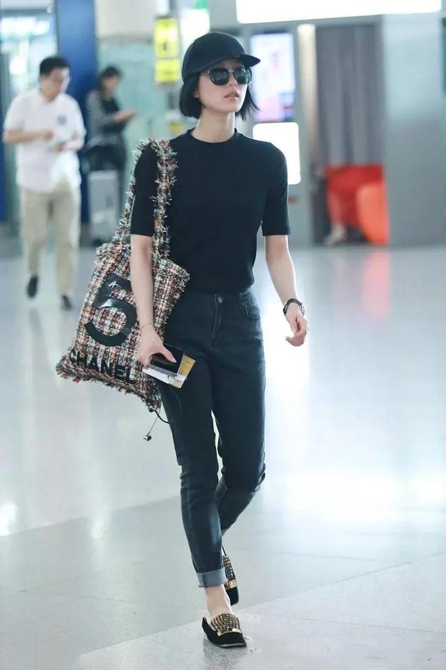 单肩包哪个款式百搭,单肩包时尚简单