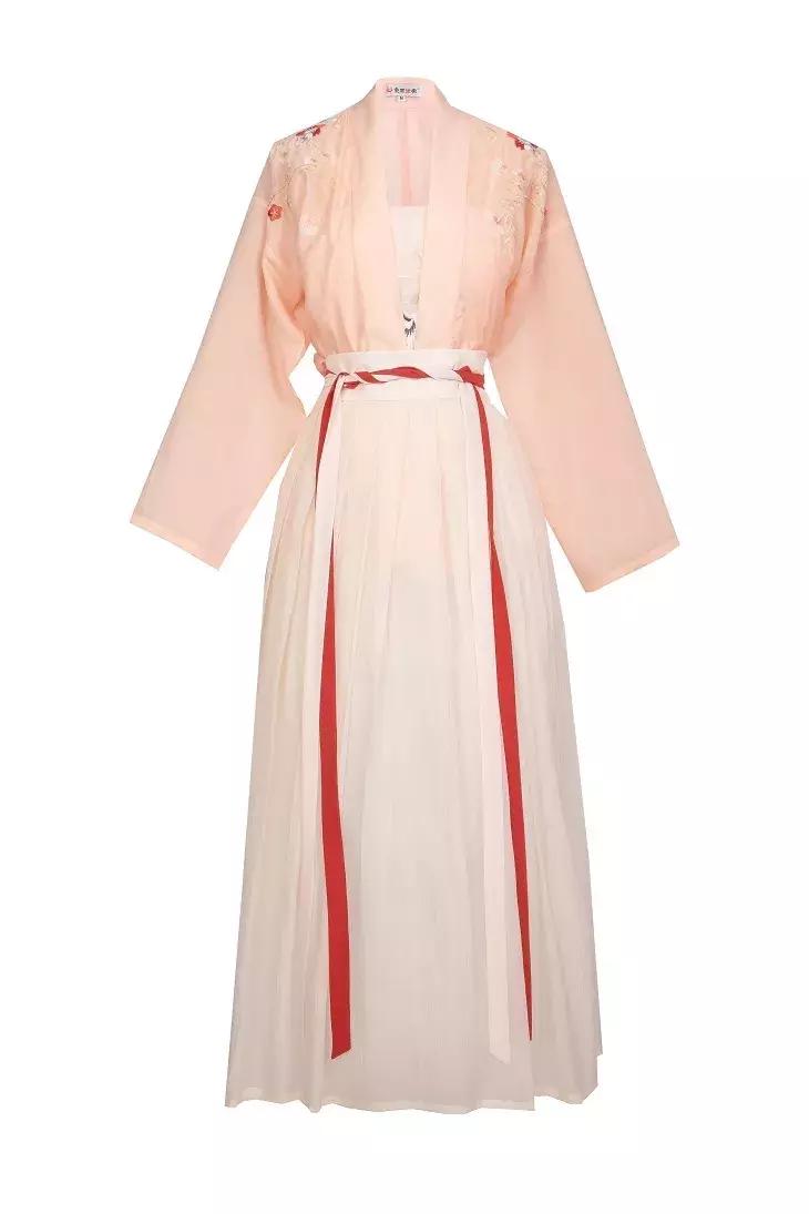 春夏秋冬四时歌，四时常映彩舟行！