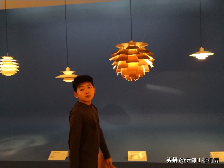 极简的温柔一条被遗忘了七年的Ochirly欧时力亚麻长裤