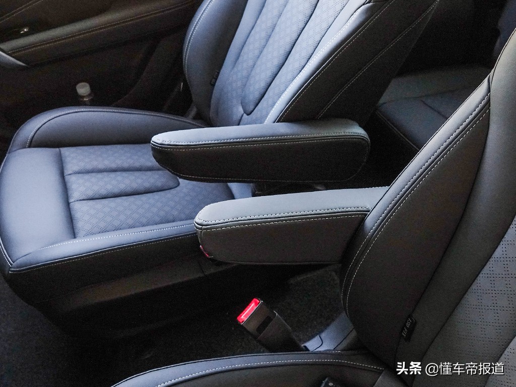 捷途x702020款1.5t手动悦行版7座,2020款捷途x70plus