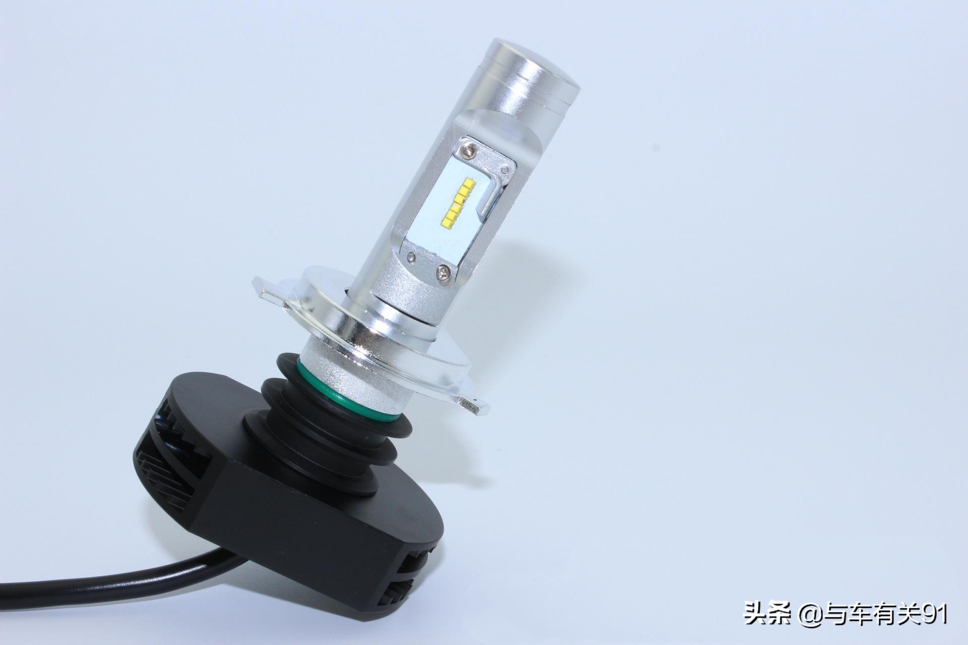 为啥不建议卤素灯升级氙气灯,原车卤素灯换led不聚光怎么调