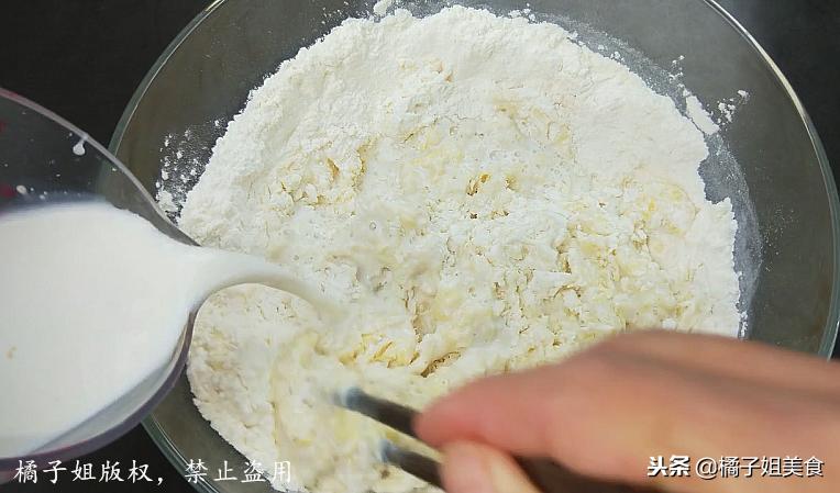 这才是面粉好吃的做法,这才是素馅饺子的最好做法