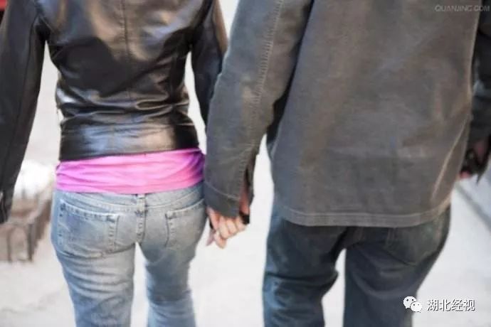 “5年级女儿在学校被男同学袭胸，老公却让忍一忍算了！”气哭…