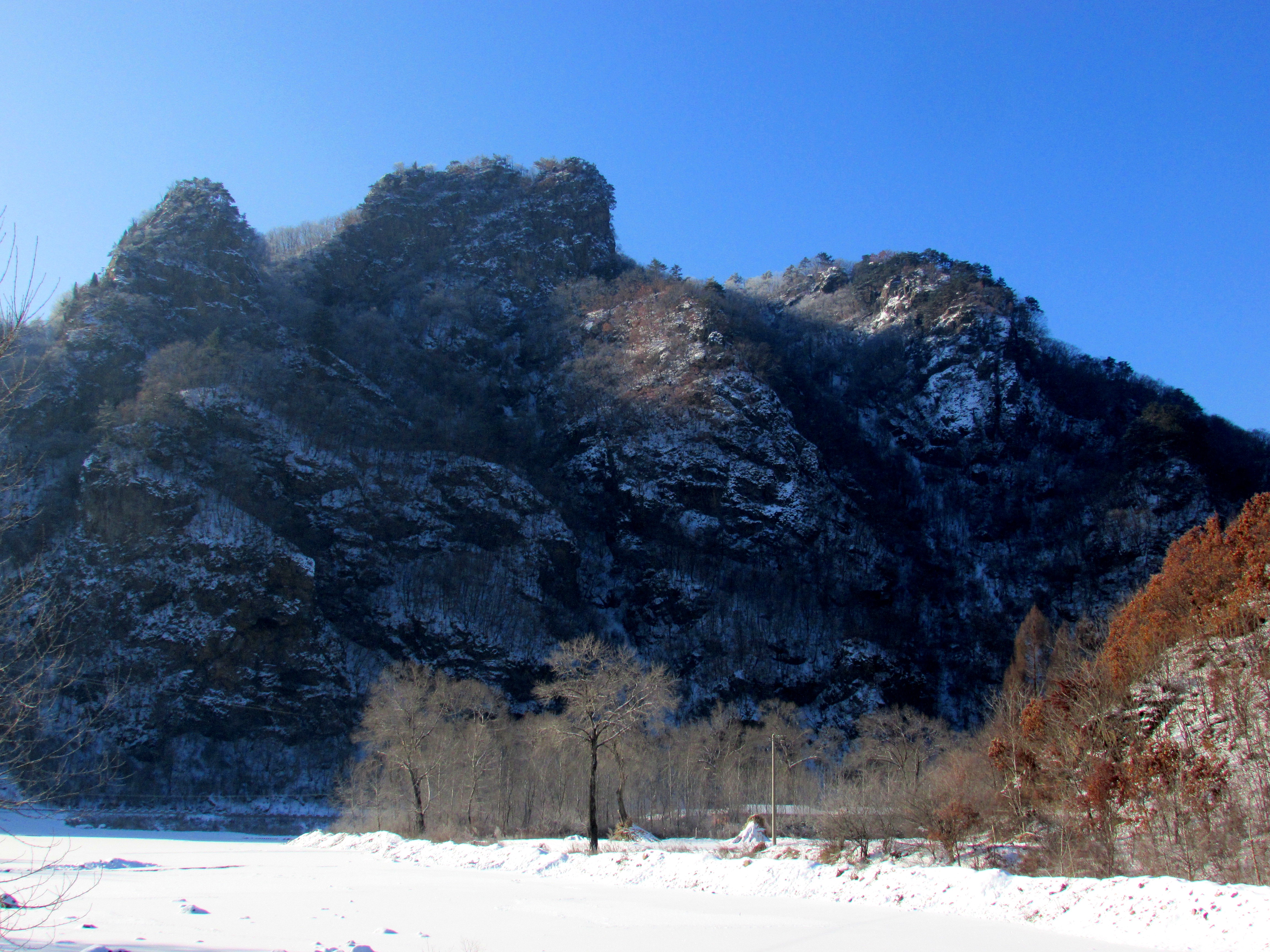 本溪湖里村冬季景色,本溪湖里村景色视频