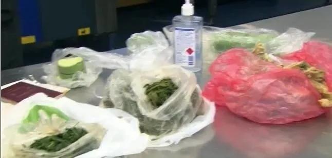 过海关被取消签证还能再申请吗,出国被海关劝返签证还能用吗