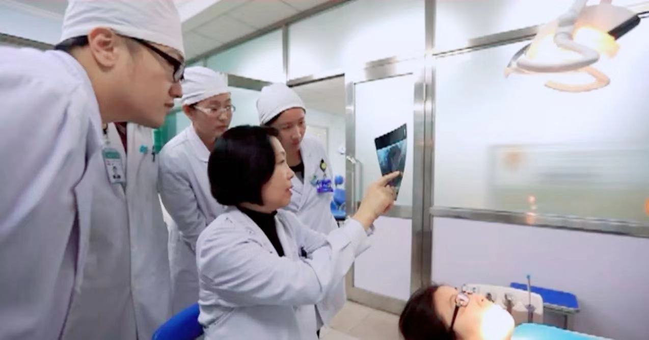 乳牙龋齿治疗会痛吗,三岁多宝宝牙齿龋齿严重怎么治疗